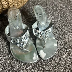 Silver wedges